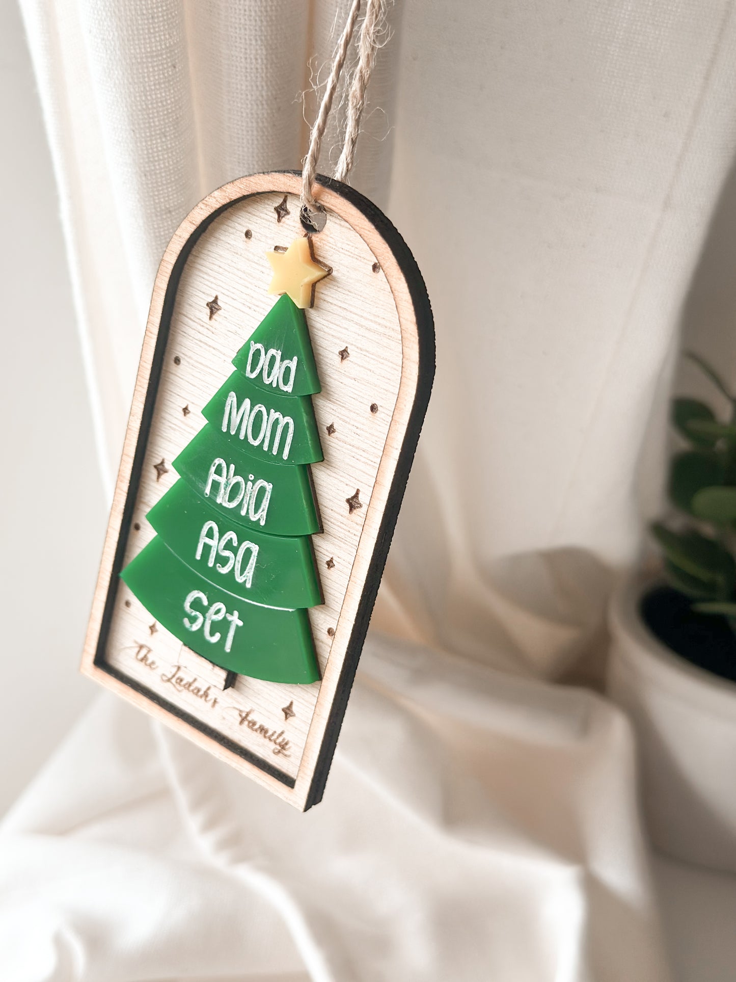 Personalized Christmas Ornament, Custom Family Tree