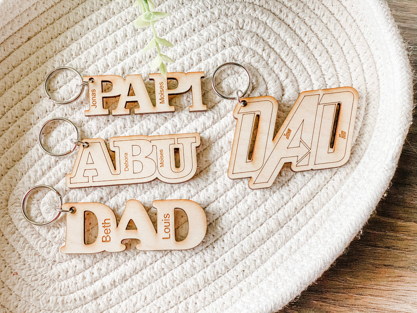 Personalized DAD Keychain with Kids Names | Father's Day Gift | Custom Dad Papa Grandpa Abuelo Key Chain